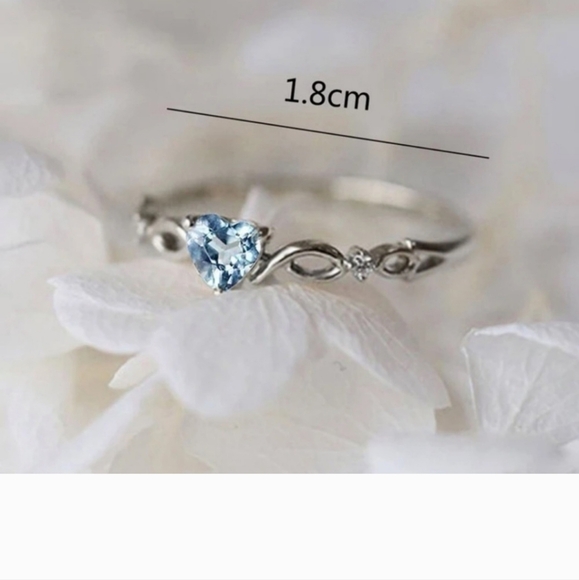 Blue Stone Ring - Picture 3 of 4